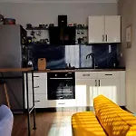 Nuci\'S Place 2, Sunny Apartment With Balcony Near Blloku